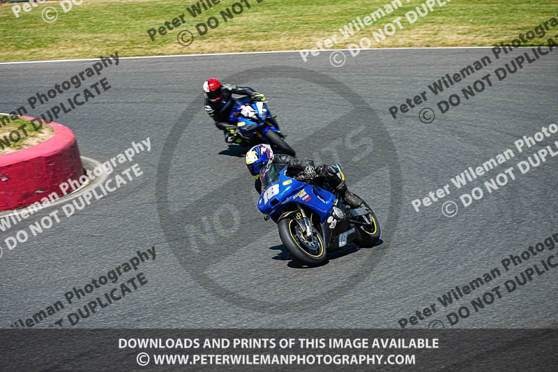 enduro digital images;event digital images;eventdigitalimages;mallory park;mallory park photographs;mallory park trackday;mallory park trackday photographs;no limits trackdays;peter wileman photography;racing digital images;trackday digital images;trackday photos